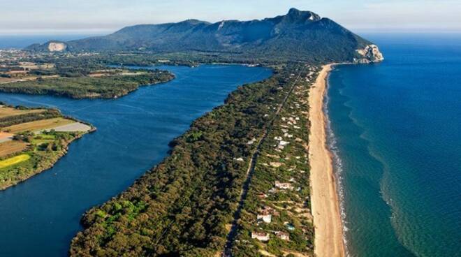 Parco del Circeo, il direttore: “I fuochi pirotecnici nell’area protetta vanno vietati”